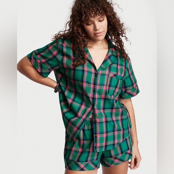 Victoria’s Secret Pajamas with matching scrunchie - Picture 2 of 2